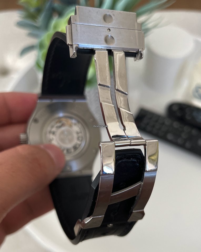 Hublot Classic Fusion 45, 42, 38, 33 mm Mens watch Unisex Automatic Titanium 511.NX.1171.LR 6