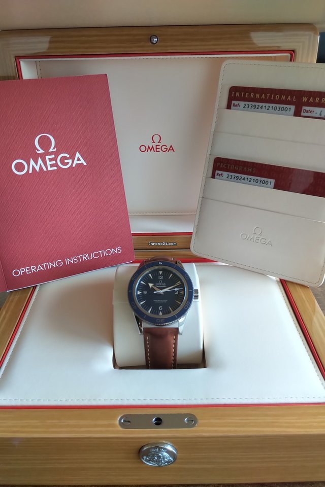 Omega Seamaster 300 Mens watch Unisex Automatic Titanium 233.92.41.21.03.001 6