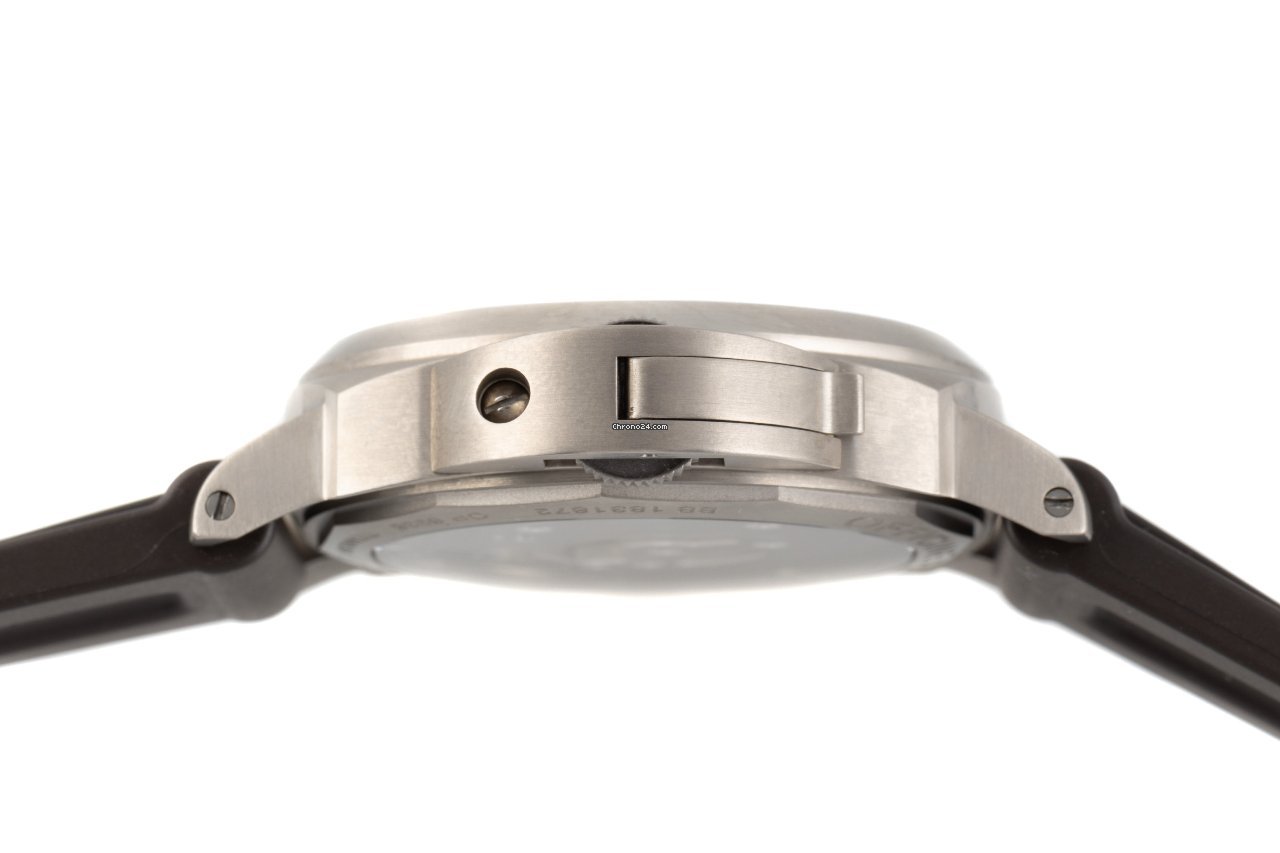 Panerai Luminor Base 8 Days Mens watch Unisex Manual winding Titanium PAM00562 6