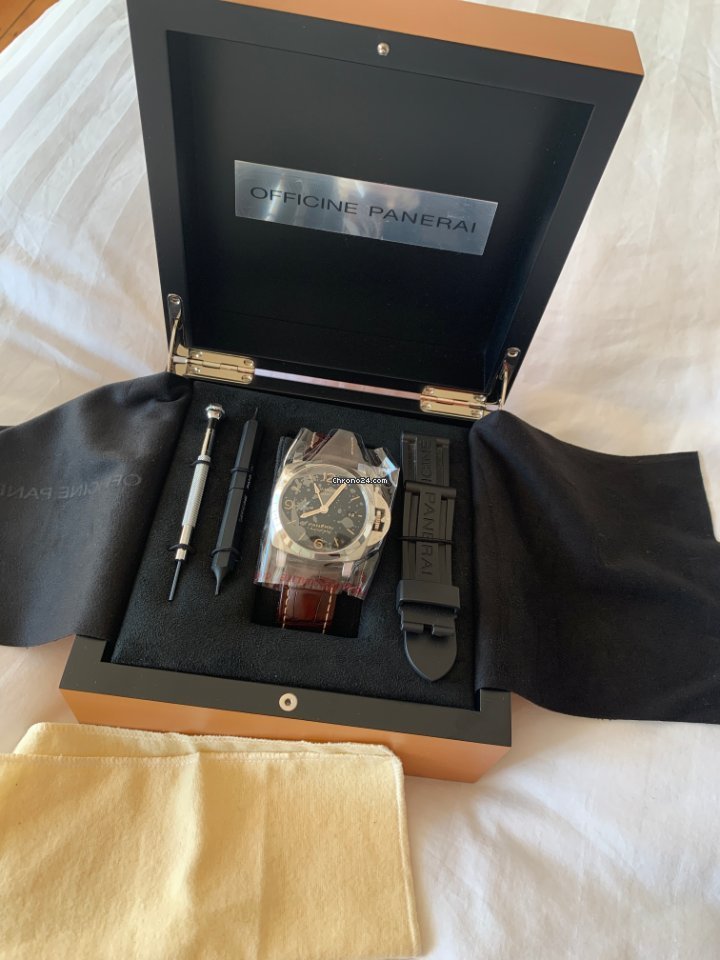 Panerai Luminor 1950 3 Days GMT Automatic Mens watch Unisex Automatic Steel PAM 01320 6