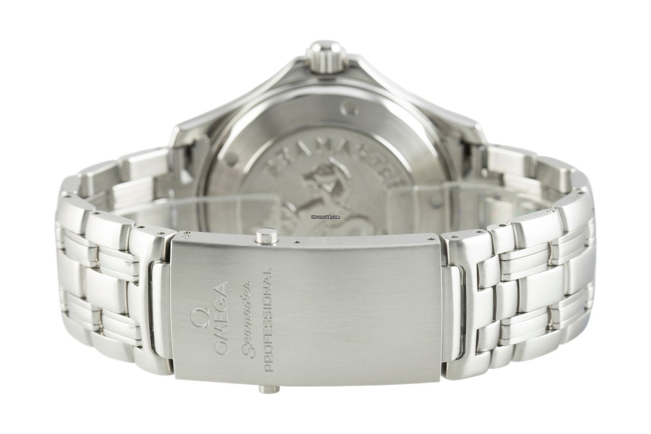 Omega Seamaster Diver 300 M Mens watch Unisex Automatic Steel 212.30.41.20.01.002 6