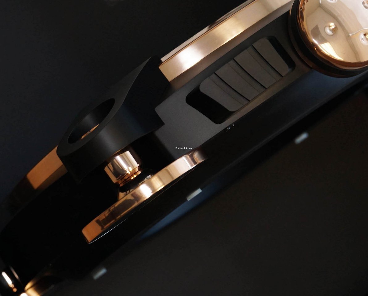 Romain Jerome Moon-DNA Mens watch Unisex Quartz Steel Moon Invaders 6