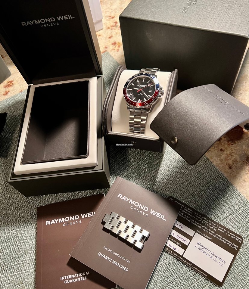 Raymond Weil Tango Mens watch Unisex Quartz Steel 8280-ST3-20001 6