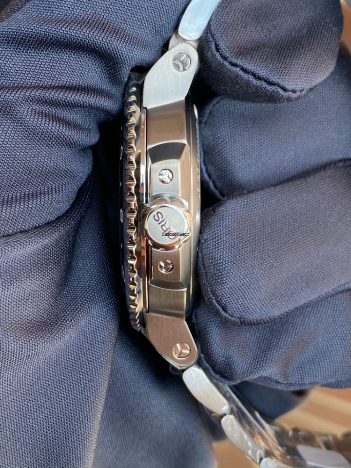 Oris Aquis Mens watch Unisex Automatic Steel 01 798 7754 4175 6