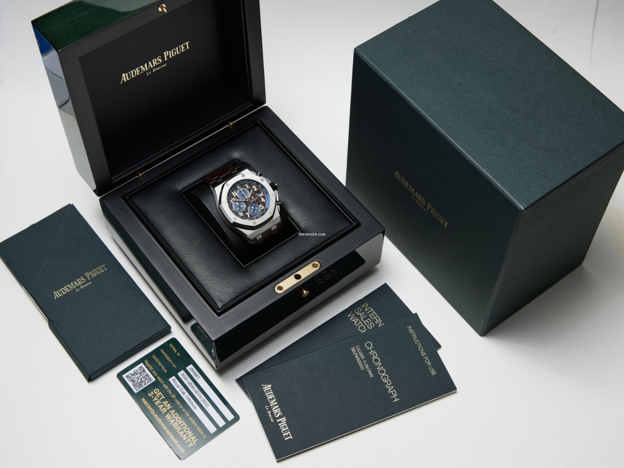 Audemars Piguet Royal Oak Offshore Chronograph Mens watch Unisex Automatic Steel 26470ST.OO.A099CR.01 6