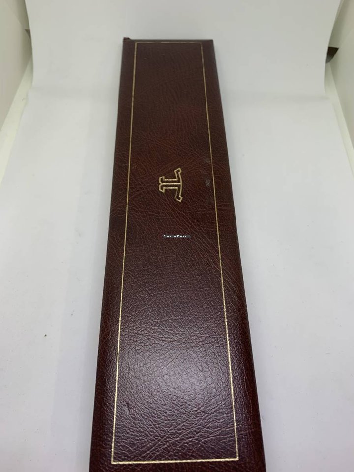 Jaeger-LeCoultre Mens watch Unisex Quartz Ref. 140.112.5 6
