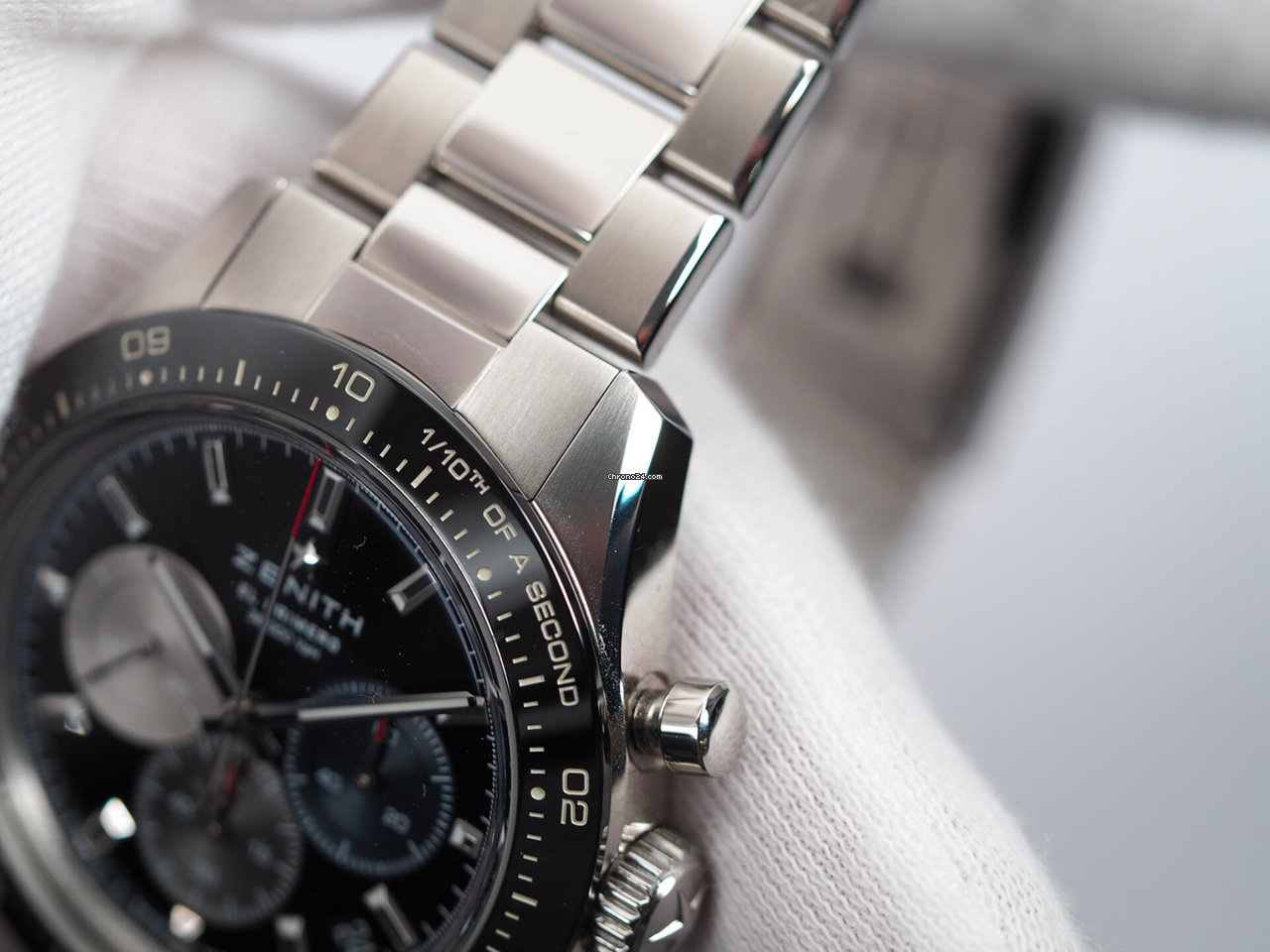 Zenith Chronomaster Sport Automatic Steel 03.3100.3600 6
