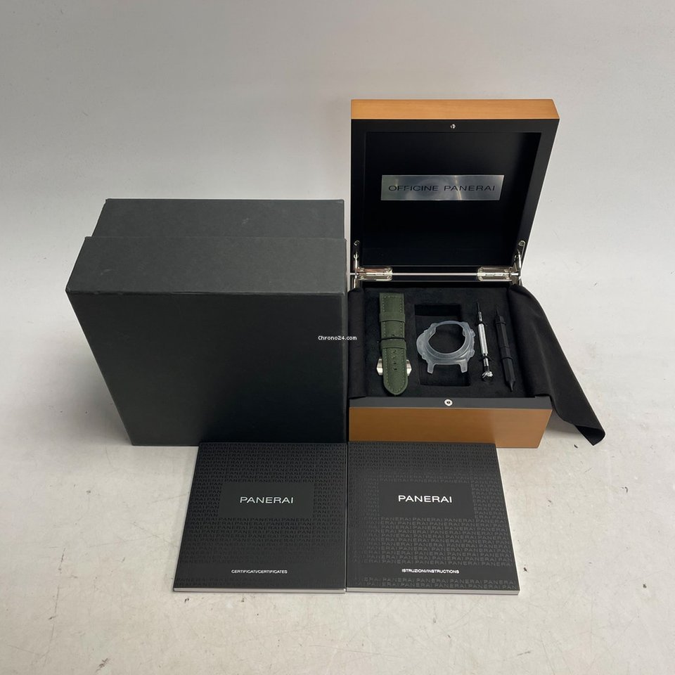 Panerai Luminor Marina 1950 3 Days Mens watch Unisex Automatic Titanium PAM00693 6