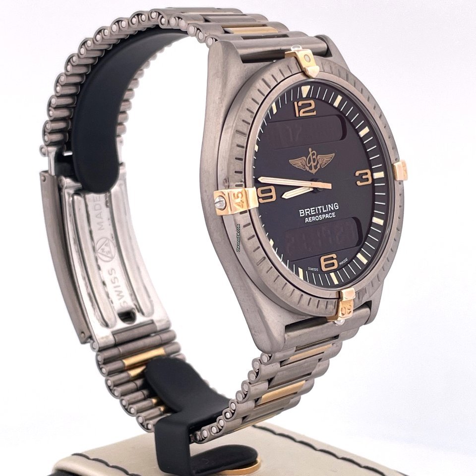 Breitling Titanium E56059 6