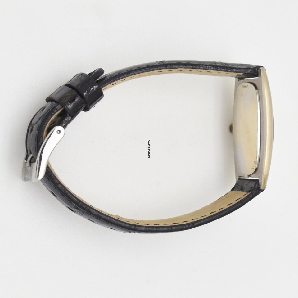 Omega Manual winding D6788 6