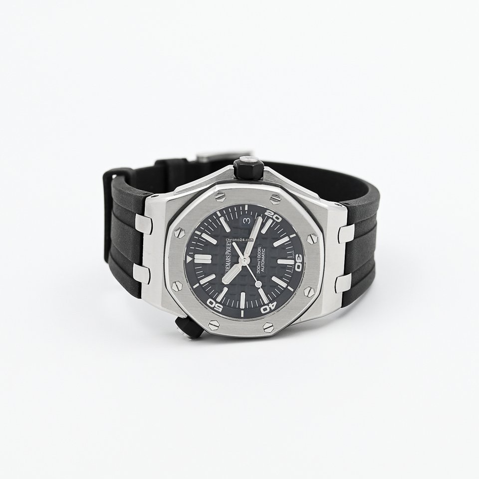 Audemars Piguet Royal Oak Offshore Diver Mens watch Unisex Steel 15703ST 6