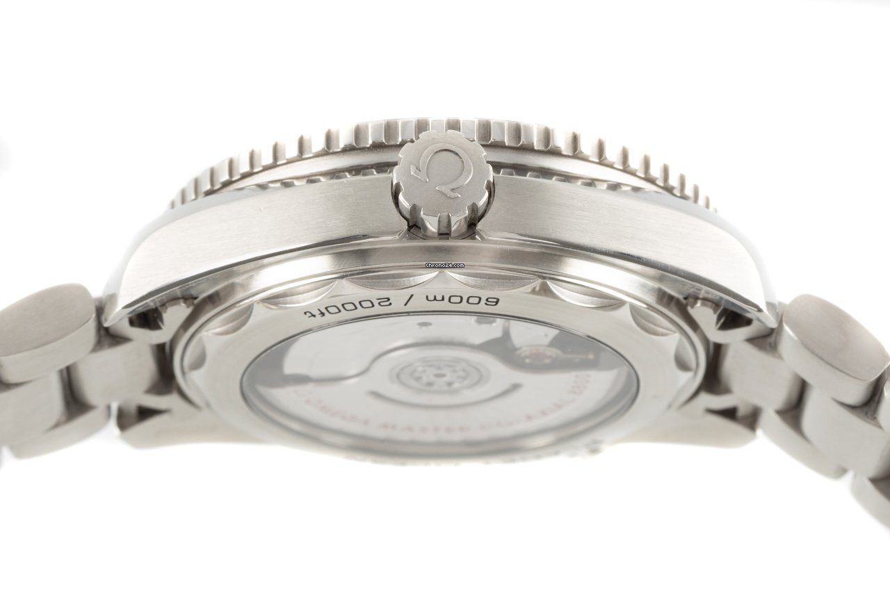 Omega Seamaster Planet Ocean Mens watch Unisex Automatic Steel 215.30.40.20.03.001 6