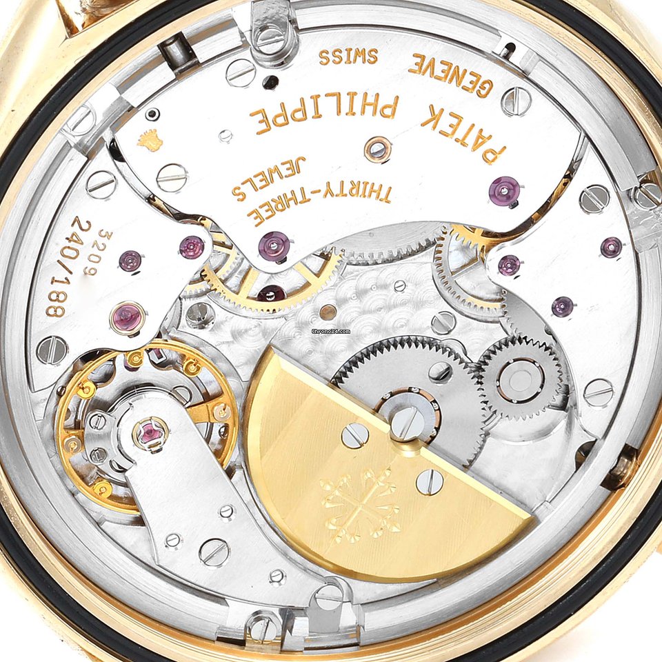 Patek Philippe World Time Mens watch Unisex Automatic Yellow gold 5110J 6