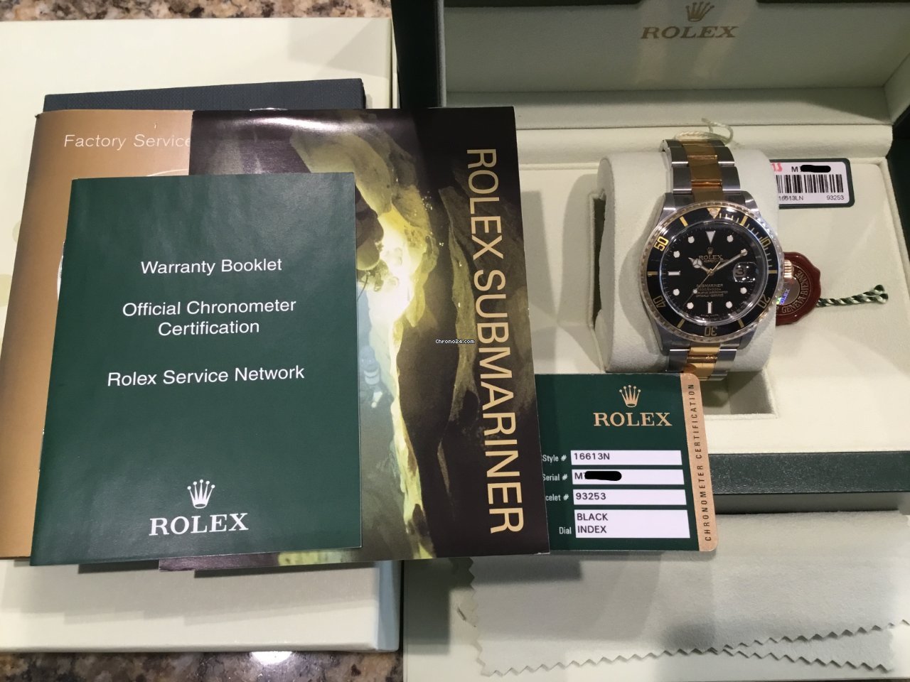 Rolex Submariner Date Mens watch Unisex Gold Steel Automatic 16613N 6