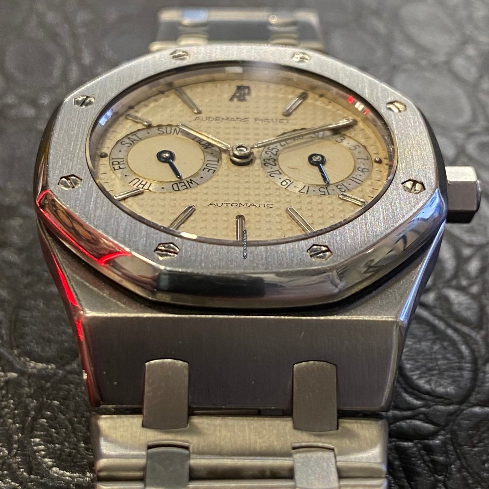 Audemars Piguet Royal Oak Day-Date Mens watch Unisex Automatic Steel 25572ST.OO.0789ST.01 6