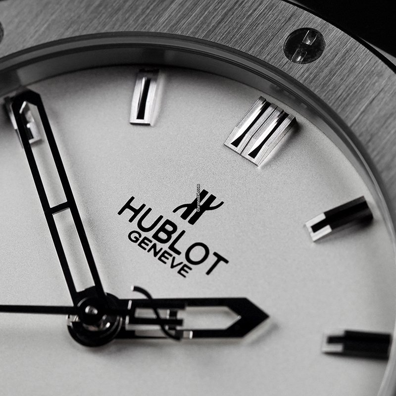 Hublot Classic Fusion 45, 42, 38, 33 mm Mens watch Unisex Automatic Titanium 511.NX.2610.LR 6