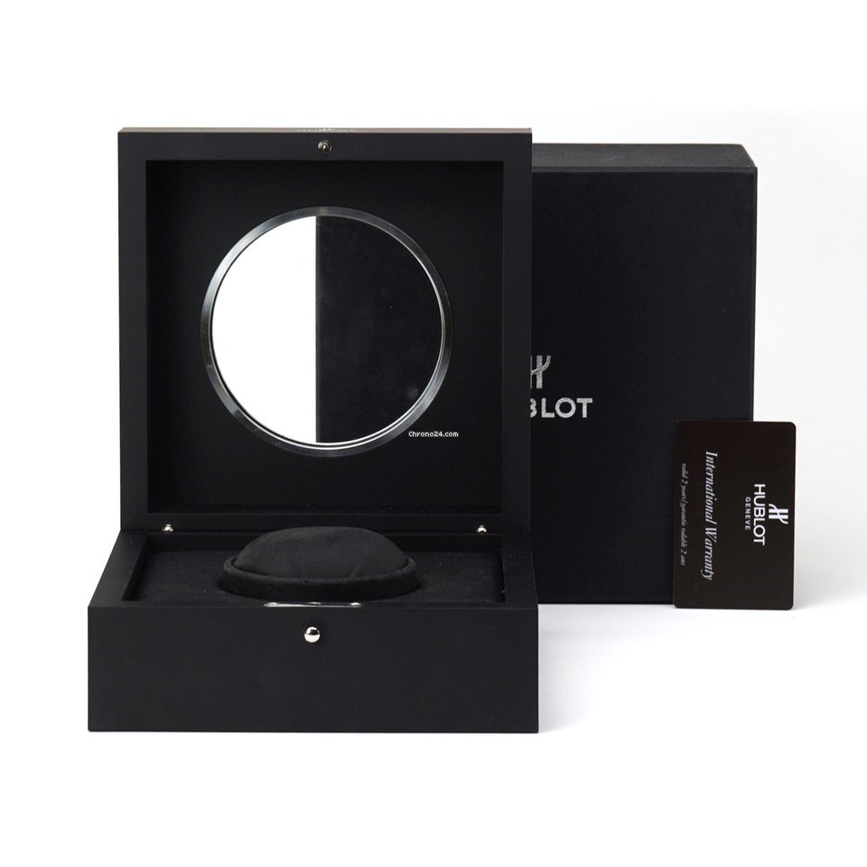 Hublot Classic Fusion 45, 42, 38, 33 mm Mens watch Unisex Automatic Ceramic 511.CO.1781.RX 6