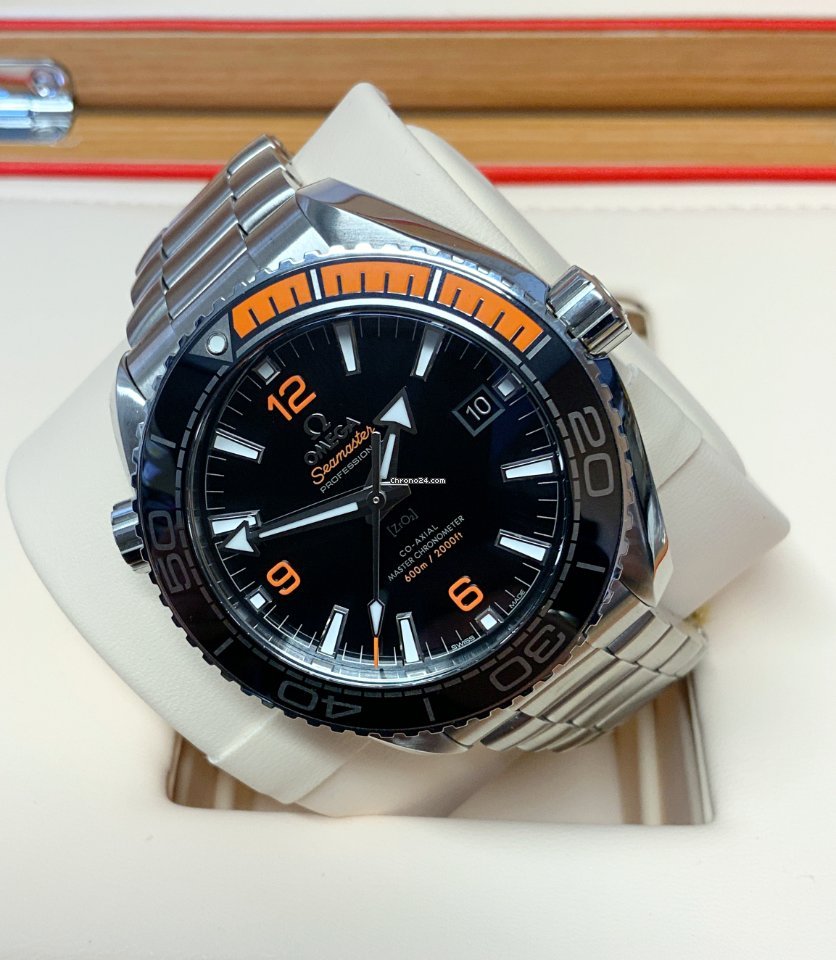 Omega Seamaster Planet Ocean Mens watch Unisex Automatic Steel 215.30.44.21.01.002 6