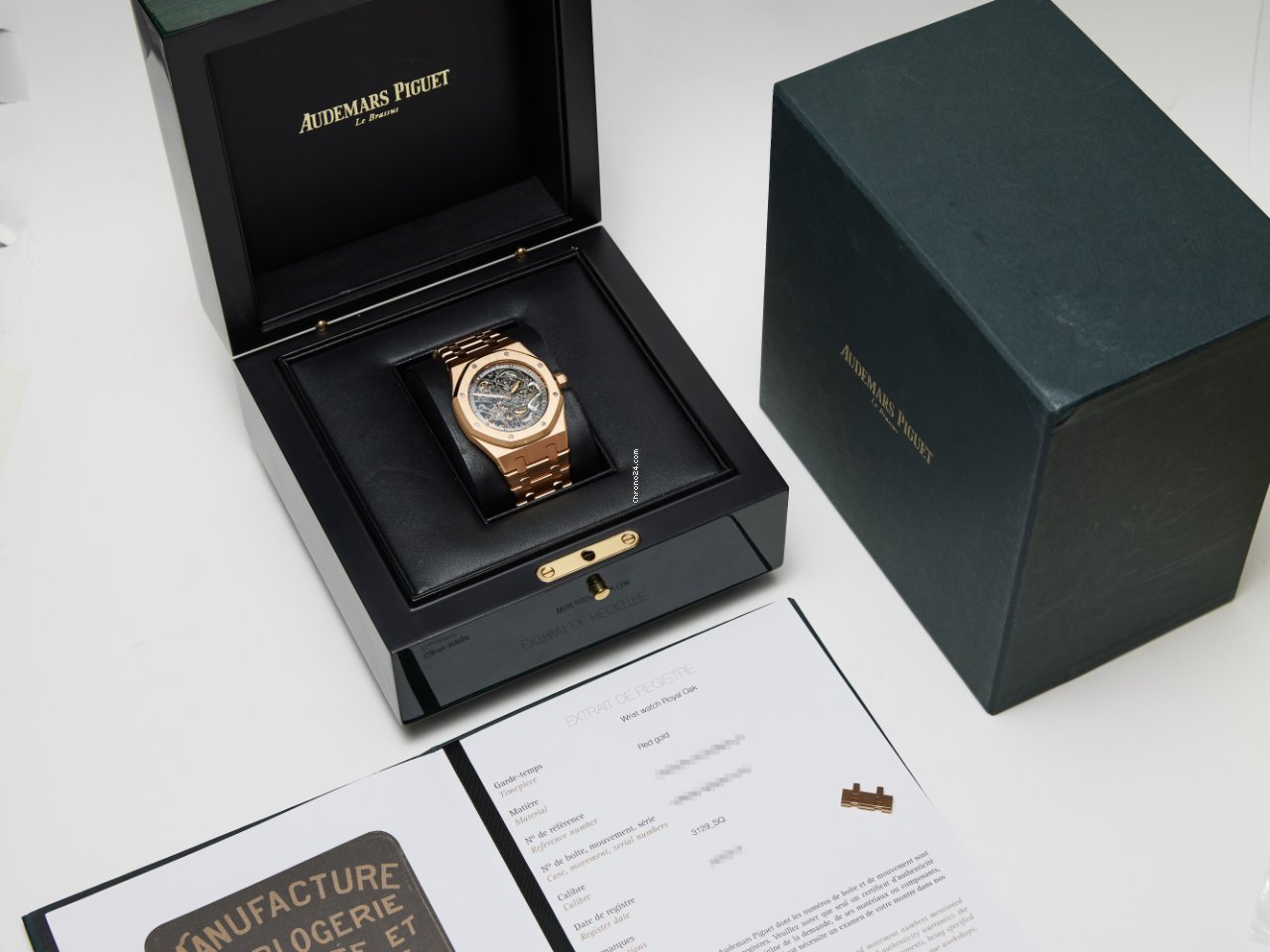 Audemars Piguet Royal Oak Selfwinding Mens watch Unisex Automatic Rose gold 15305OR.OO.D088CR.01 6