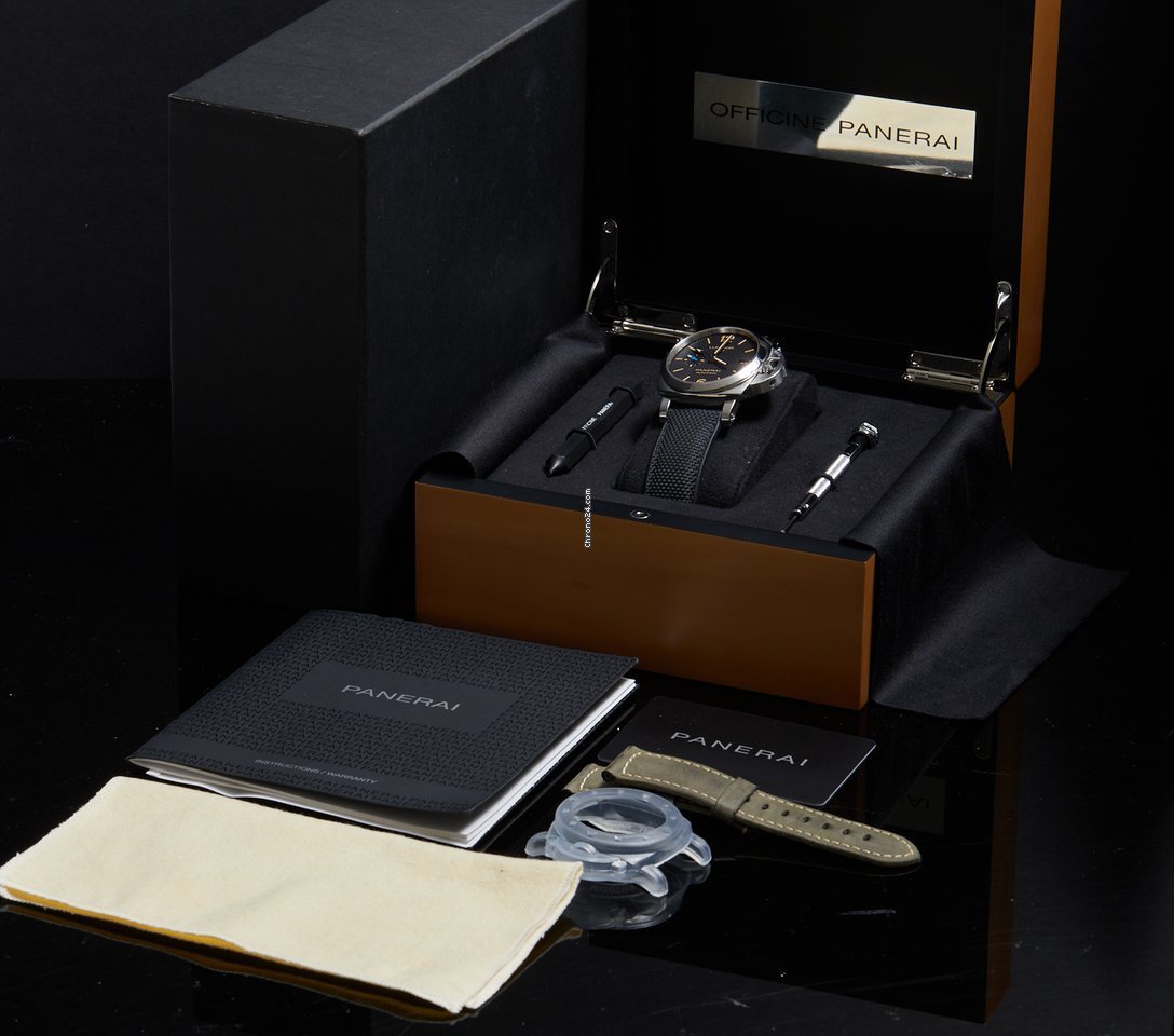 Panerai Luminor 1950 3 Days GMT Automatic Mens watch Unisex Automatic Steel PAM 01535 6