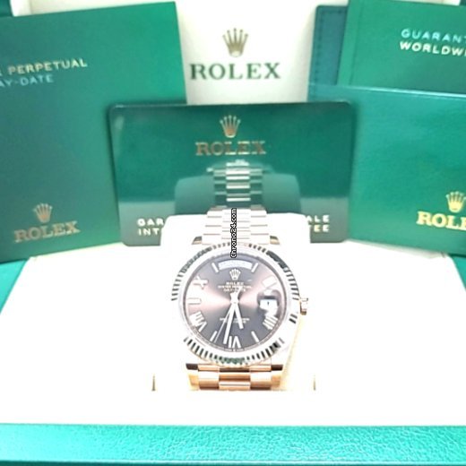 Rolex Day-Date 40 Mens watch Unisex Rose gold Automatic 228235-0006 6