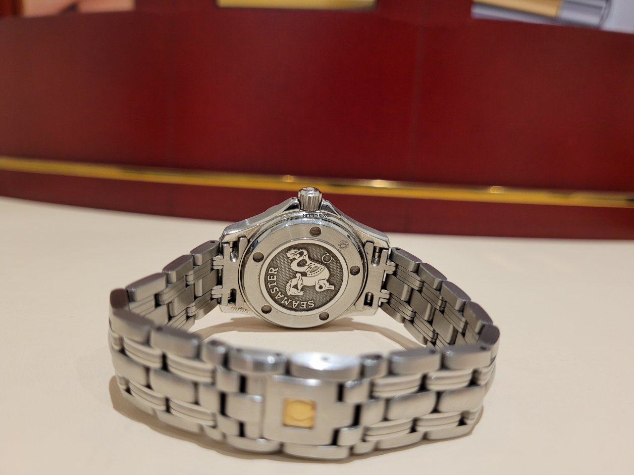 Omega Seamaster Diver 300 M Womens watch Quartz Steel 21230286101001 6