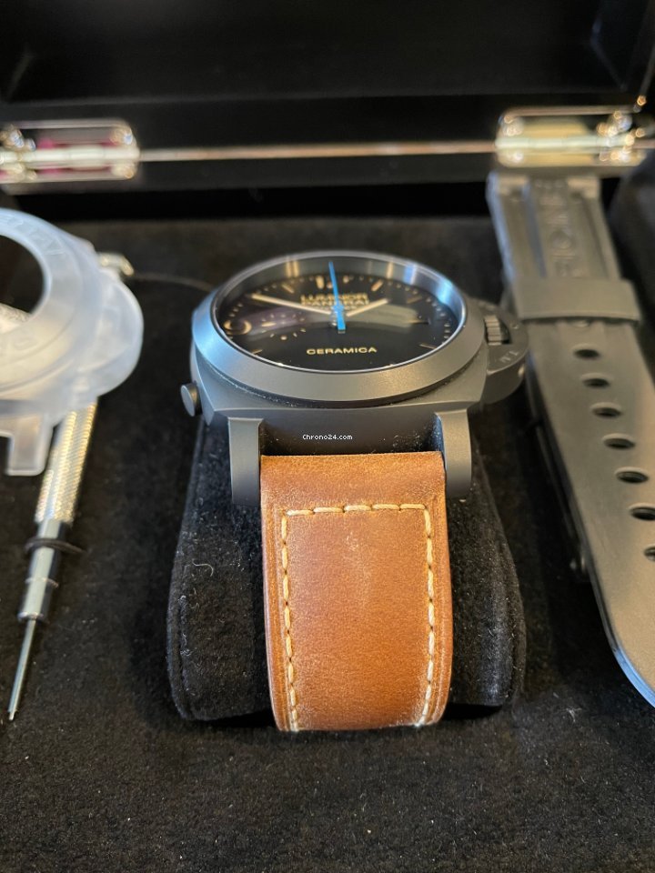 Panerai Luminor 1950 3 Days Chrono Flyback Mens watch Unisex Automatic Ceramic PAM 00580 6