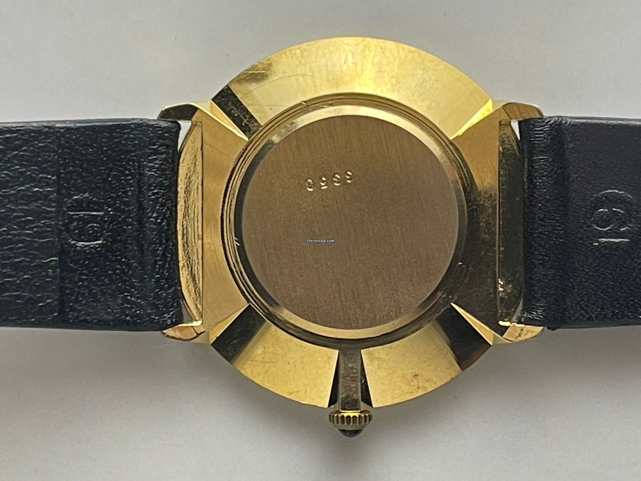Piaget Mens watch Unisex Quartz Yellow gold 3350 6