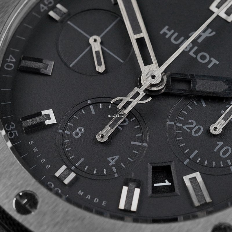 Hublot Big Bang 44 mm Mens watch Unisex Automatic Ceramic 301.CK.1140.RX 6