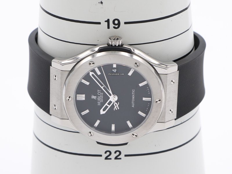 Hublot Classic Fusion 45, 42, 38, 33 mm Mens watch Unisex Automatic 511.NX.1170.RX 6