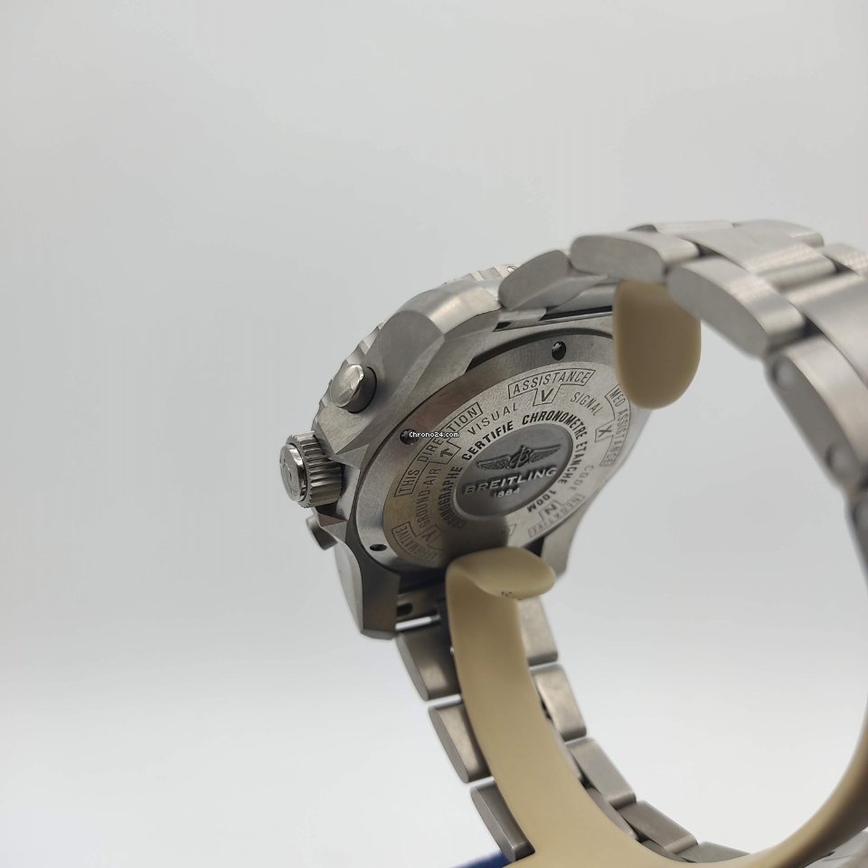 Breitling Cockpit B50 Mens watch Unisex Quartz Titanium EB501022 BD40 6