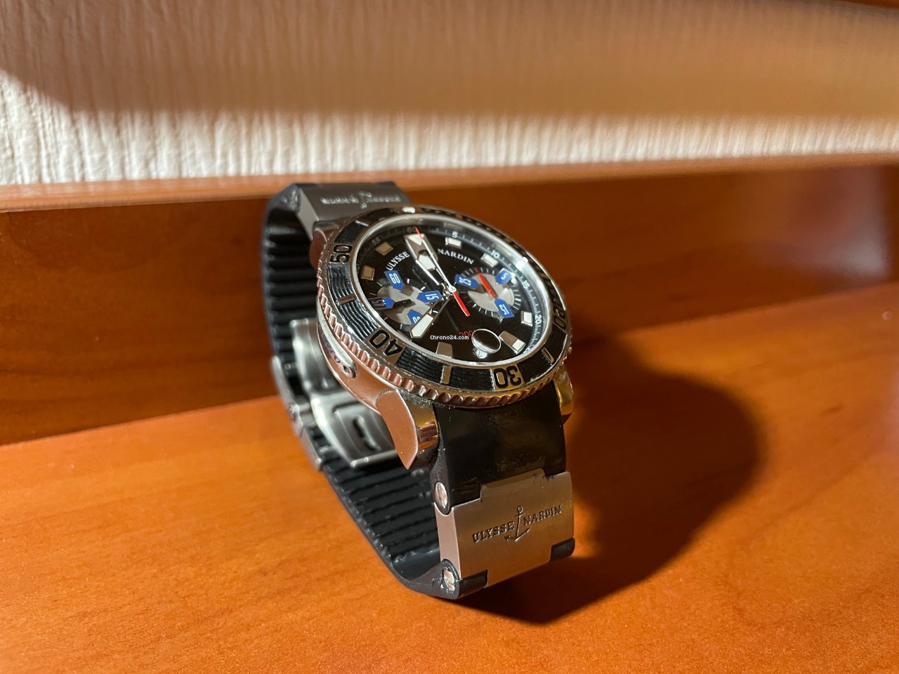 Ulysse Nardin Maxi Marine Diver Mens watch Unisex Automatic Steel 8003-102 6