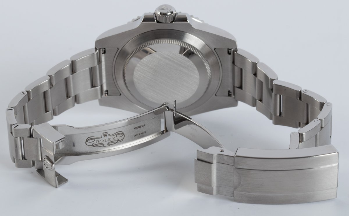 Rolex Submariner Date Mens watch Unisex Steel Automatic 116610 LN 6