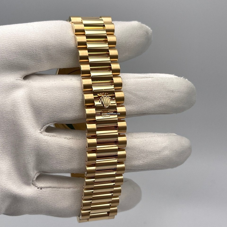 Rolex Day-Date 36 Mens watch Unisex Yellow gold Automatic 128238 6