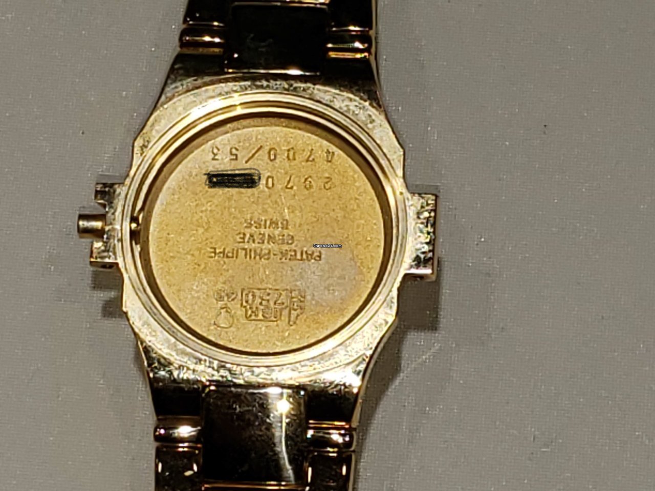 Patek Philippe Nautilus Womens watch Quartz Yellow gold 4700 6