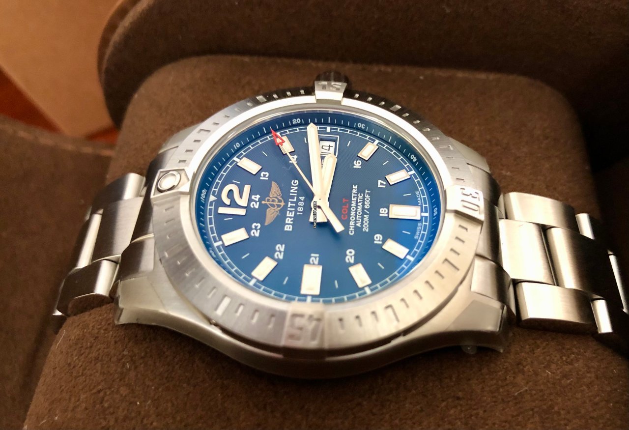 Breitling Chronomat Colt Mens watch Unisex Automatic Steel A17313101C1A1 6