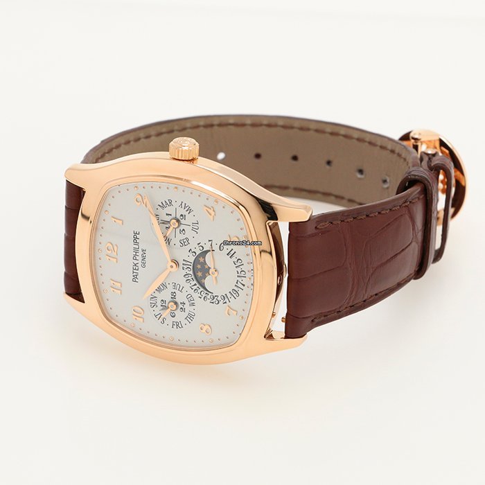 Patek Philippe Perpetual Calendar Automatic 5940R-001 6