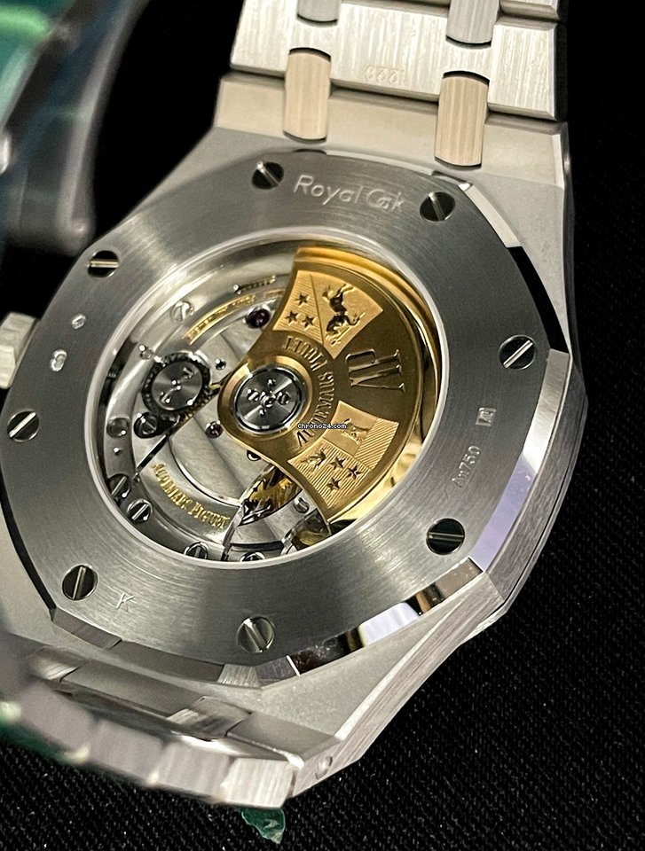 Audemars Piguet Royal Oak Mens watch Unisex Automatic White gold 15413BC.YY.1220BC.01 6