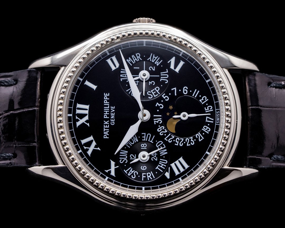 Patek Philippe Perpetual Calendar Mens watch Unisex Automatic White gold 5038G 6