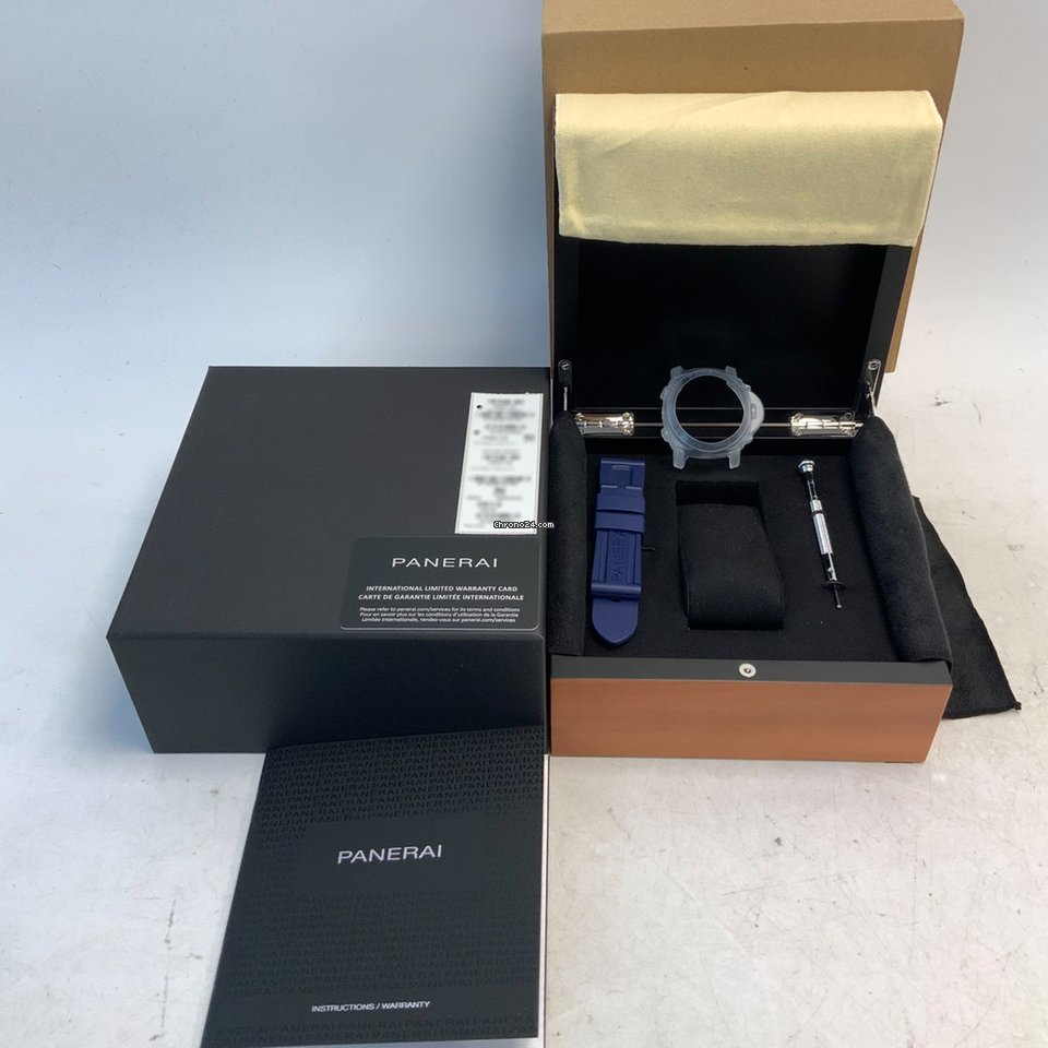 Panerai Luminor 1950 8 Days Chrono Monopulsante GMT Mens watch Unisex Automatic Ceramic PAM01135 6