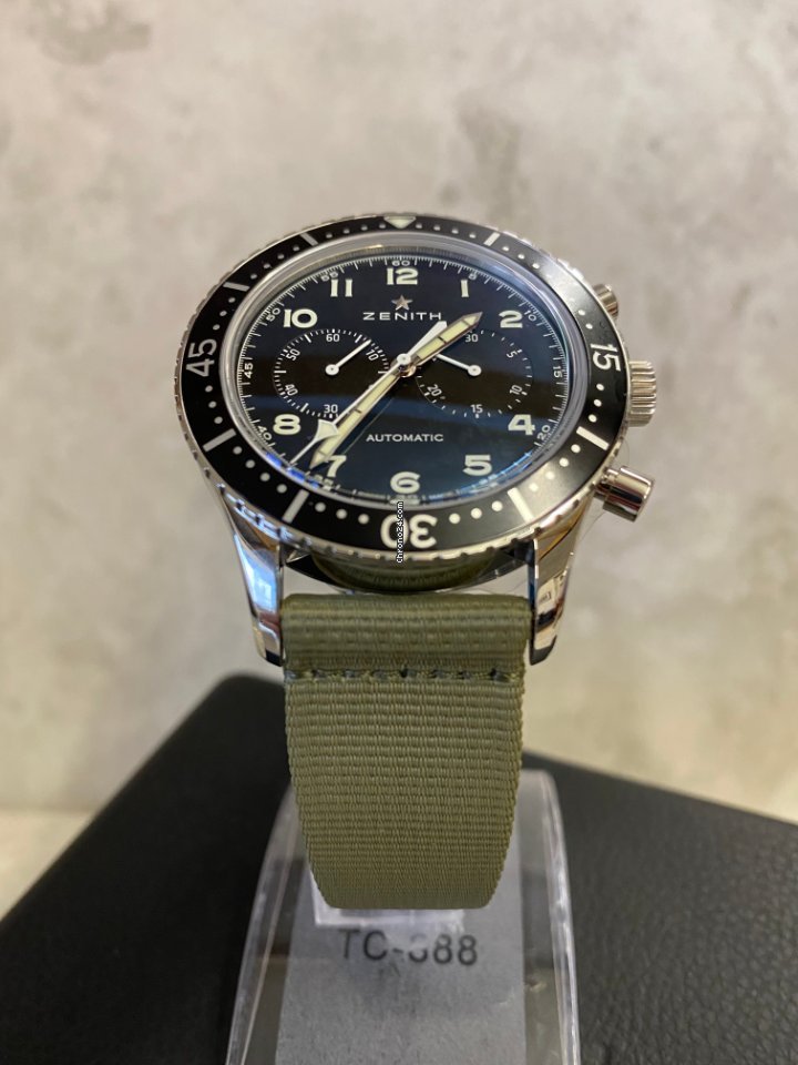 Zenith Pilot Mens watch Unisex Automatic Steel 03.2240.4069 21.C803 6