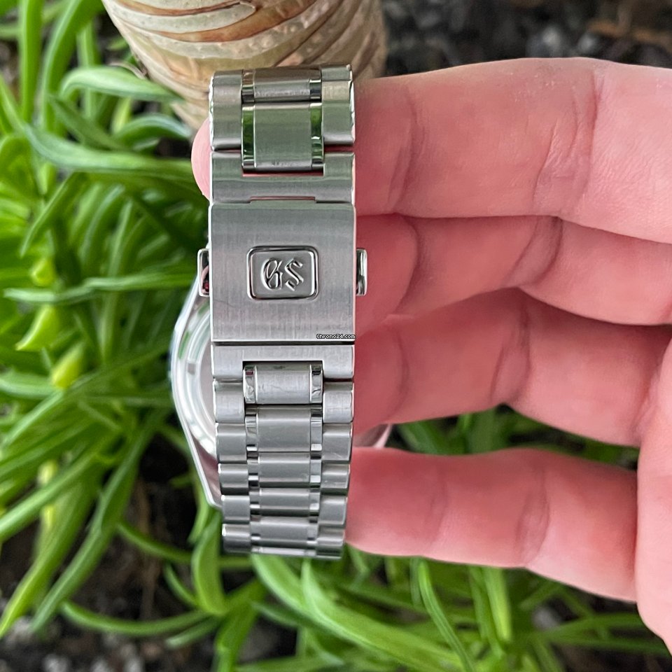 Seiko Grand Seiko Mens watch Unisex Quartz Steel SBGP001 6