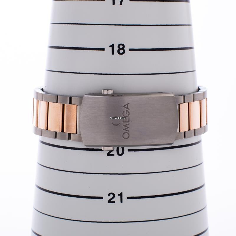 Omega Seamaster 300 Mens watch Unisex Automatic Titanium 233.60.41.21.03.001 6