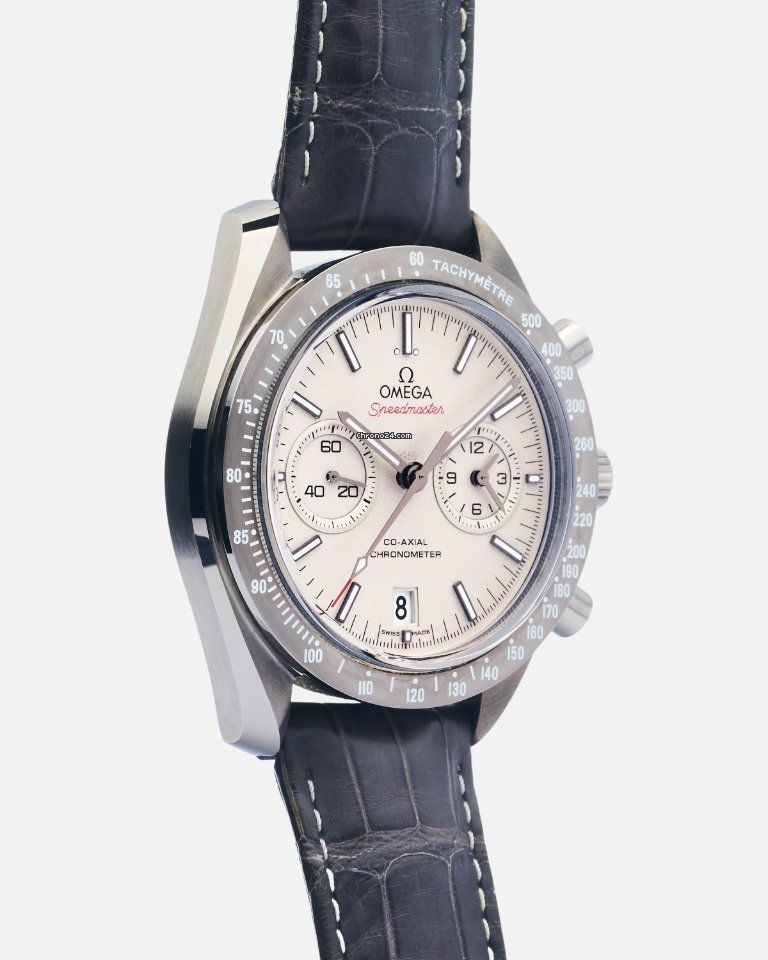 Omega Speedmaster Professional Moonwatch Mens watch Unisex Automatic Ceramic 311.93.44.51.99.002 6