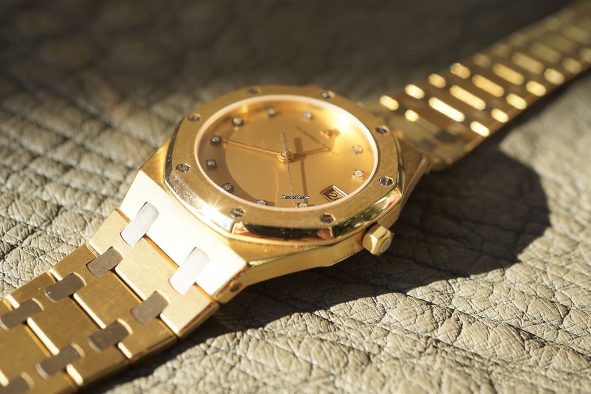 Audemars Piguet Royal Oak Mens watch Unisex Quartz Yellow gold 6023 6