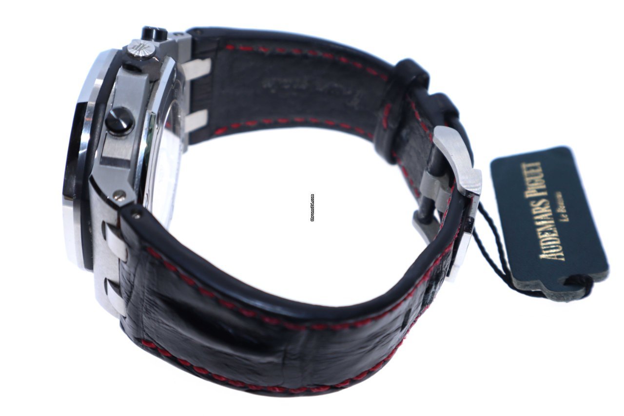 Audemars Piguet Royal Oak Offshore Chronograph Mens watch Unisex Automatic Steel 26470ST.OO.A101CR.01 6