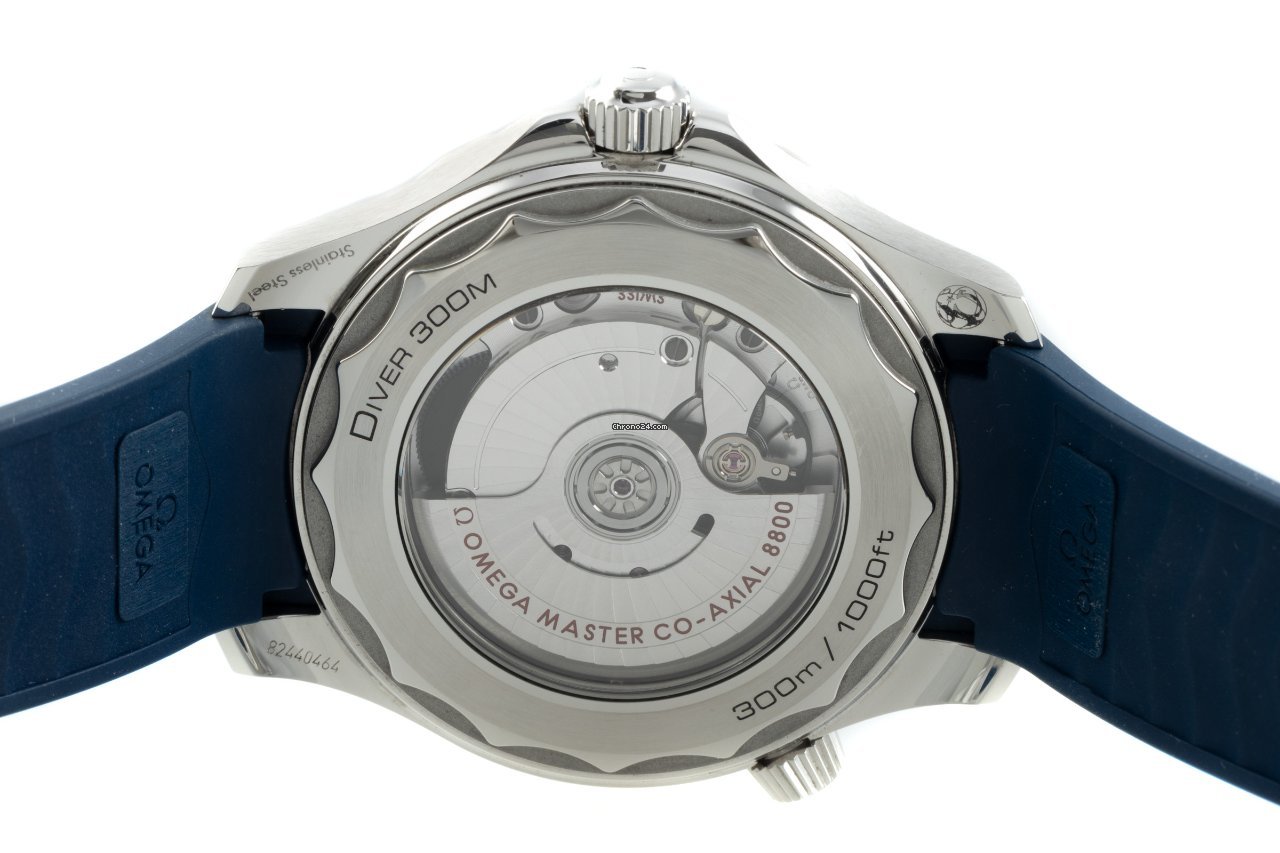 Omega Seamaster Diver 300 M Mens watch Unisex Automatic Steel 210.32.42.20.06.001 6