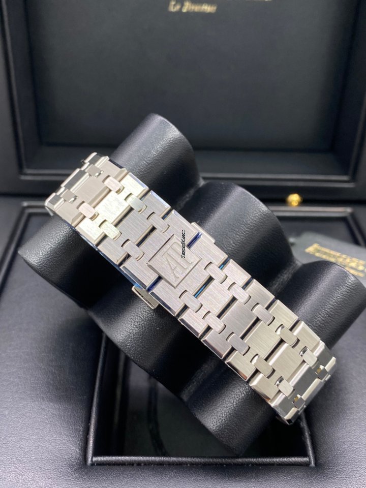 Audemars Piguet Royal Oak Selfwinding Mens watch Unisex Automatic Steel 15500ST.OO.1220ST.03 6