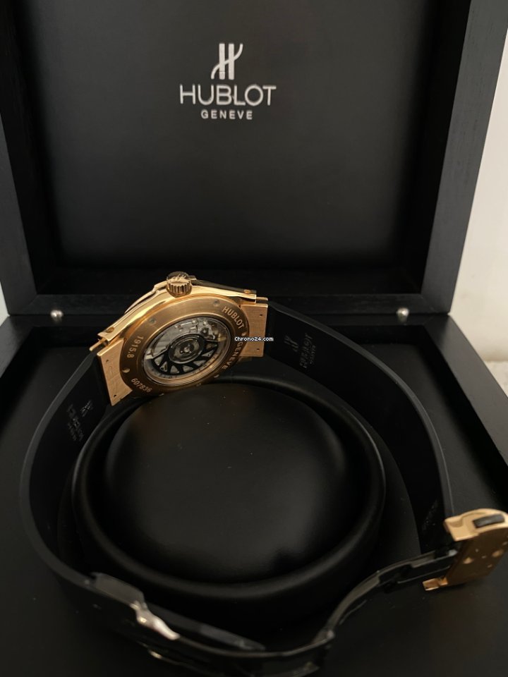 Hublot Classic Fusion 45, 42, 38, 33 mm Mens watch Unisex Automatic Rose gold 1915.8 6