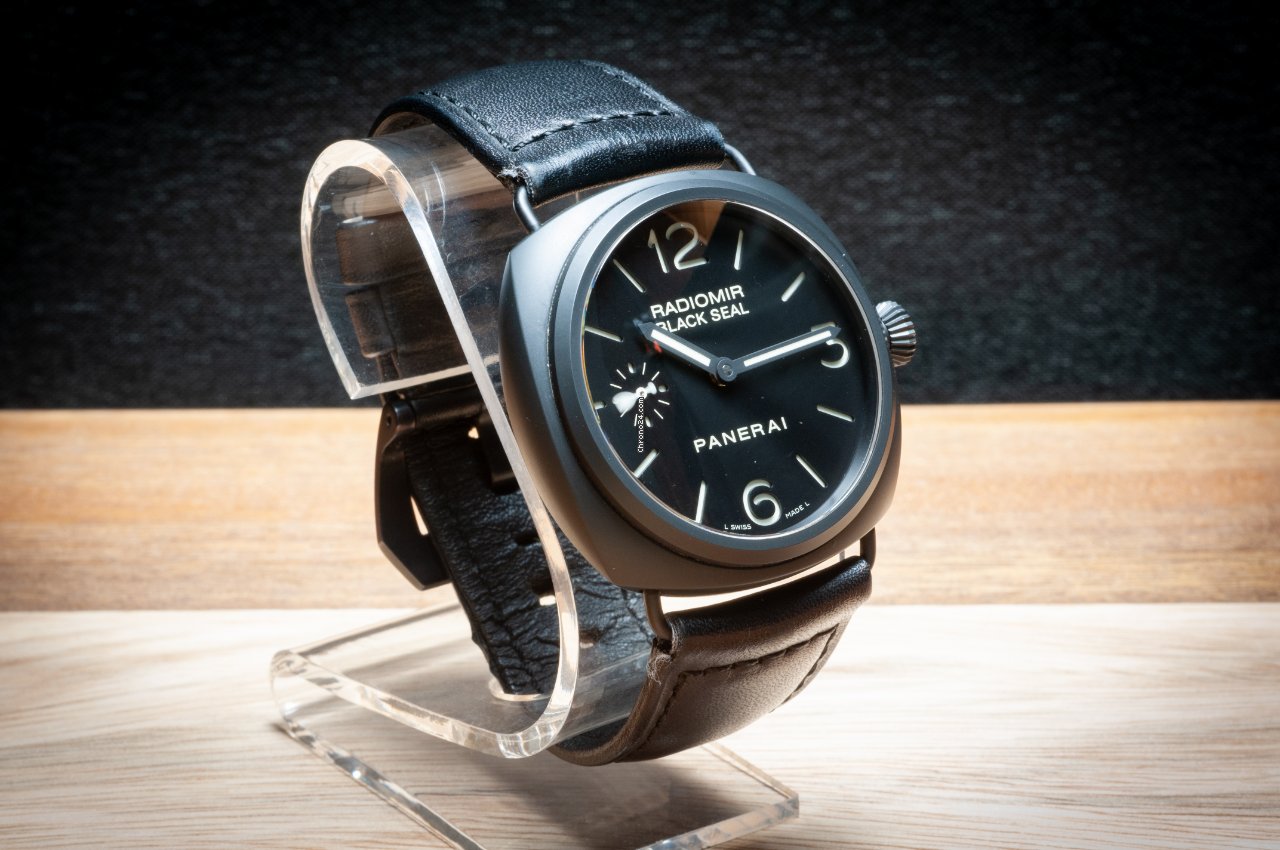 Panerai Radiomir Black Seal Mens watch Unisex Manual winding Ceramic PAM 00292 6